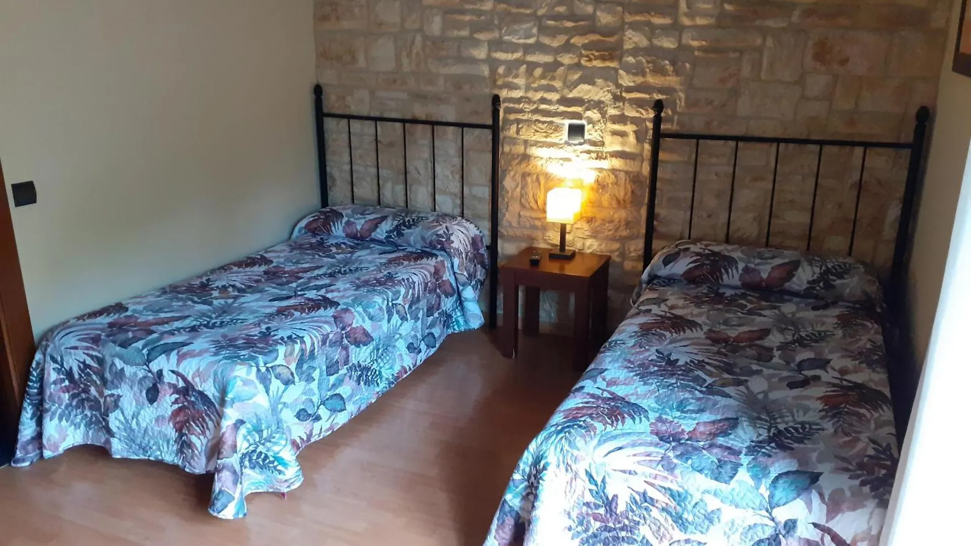 Pensionat Hostal Del Senglar Espluga de Francolí