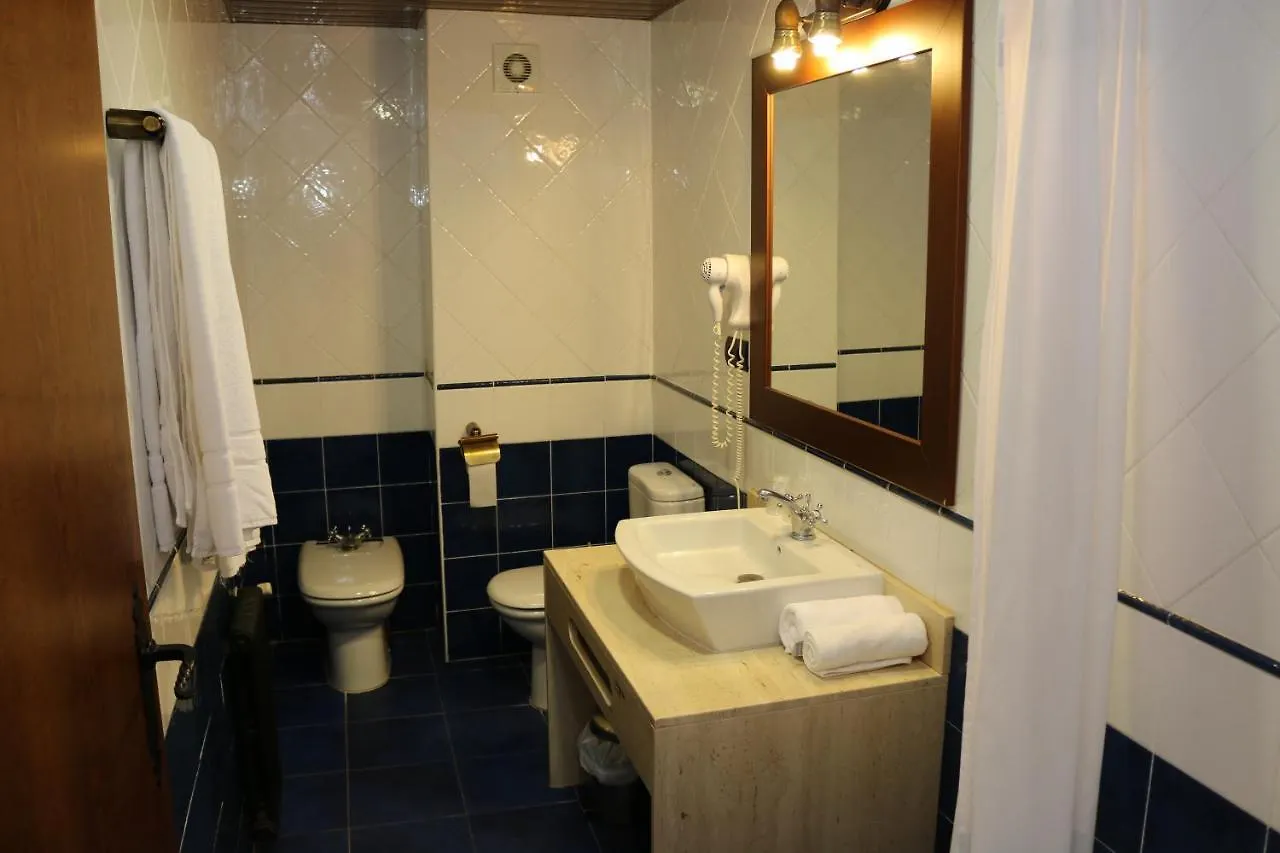 Hostal Del Senglar L'Espluga de Francoli Spain