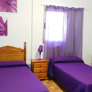 Guest house Amparo Hayas **